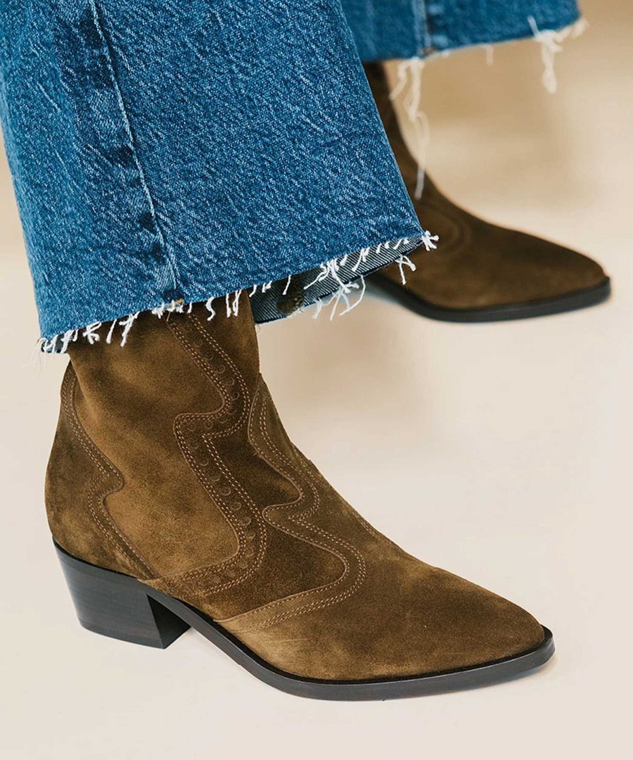 VIA VAI Via Vai Suede Ankle Boot Cowboy Shelly Coop Clearance