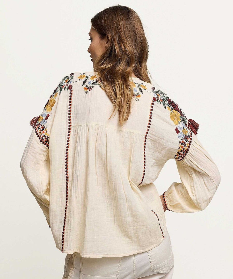 Summum Summum Blouse Embroidery Best